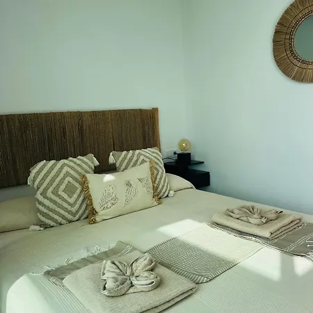 Coral Plaza Apartment *