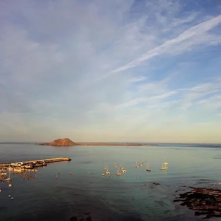 Coral Plaza 아파트 *