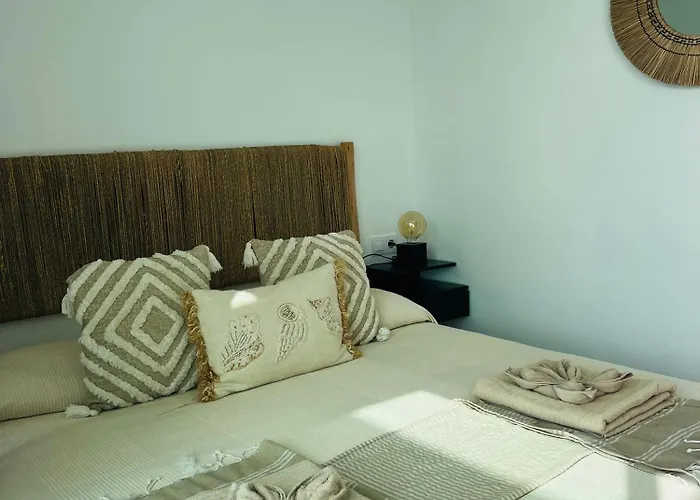 Coral Plaza 아파트 *